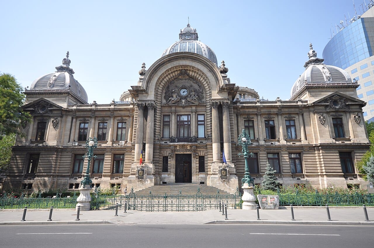 کاخ تاریخی CEC در بخارست